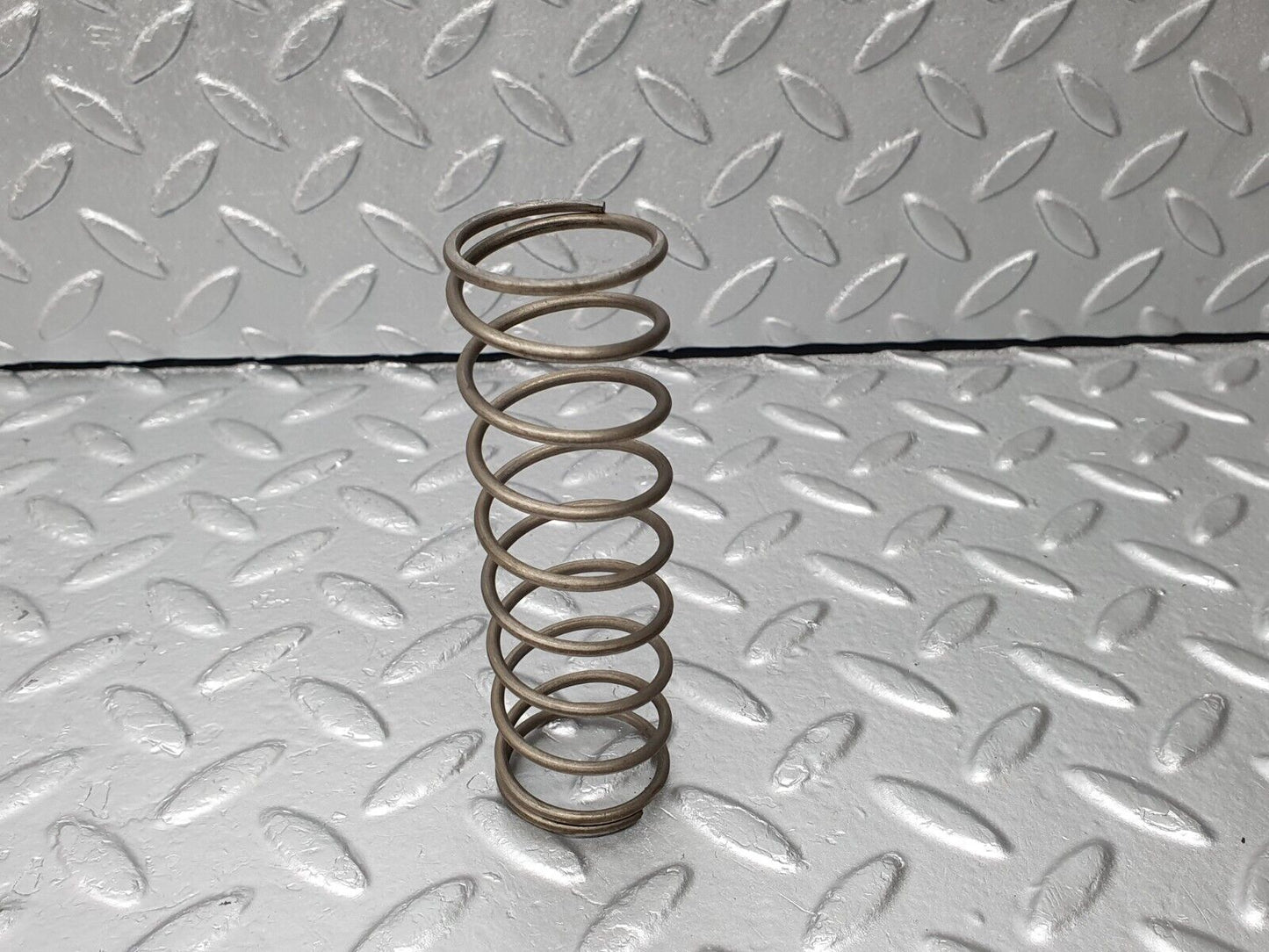 41312 Mercedes-Benz W123 300D Automatic Gearbox Piston Spring 722.118