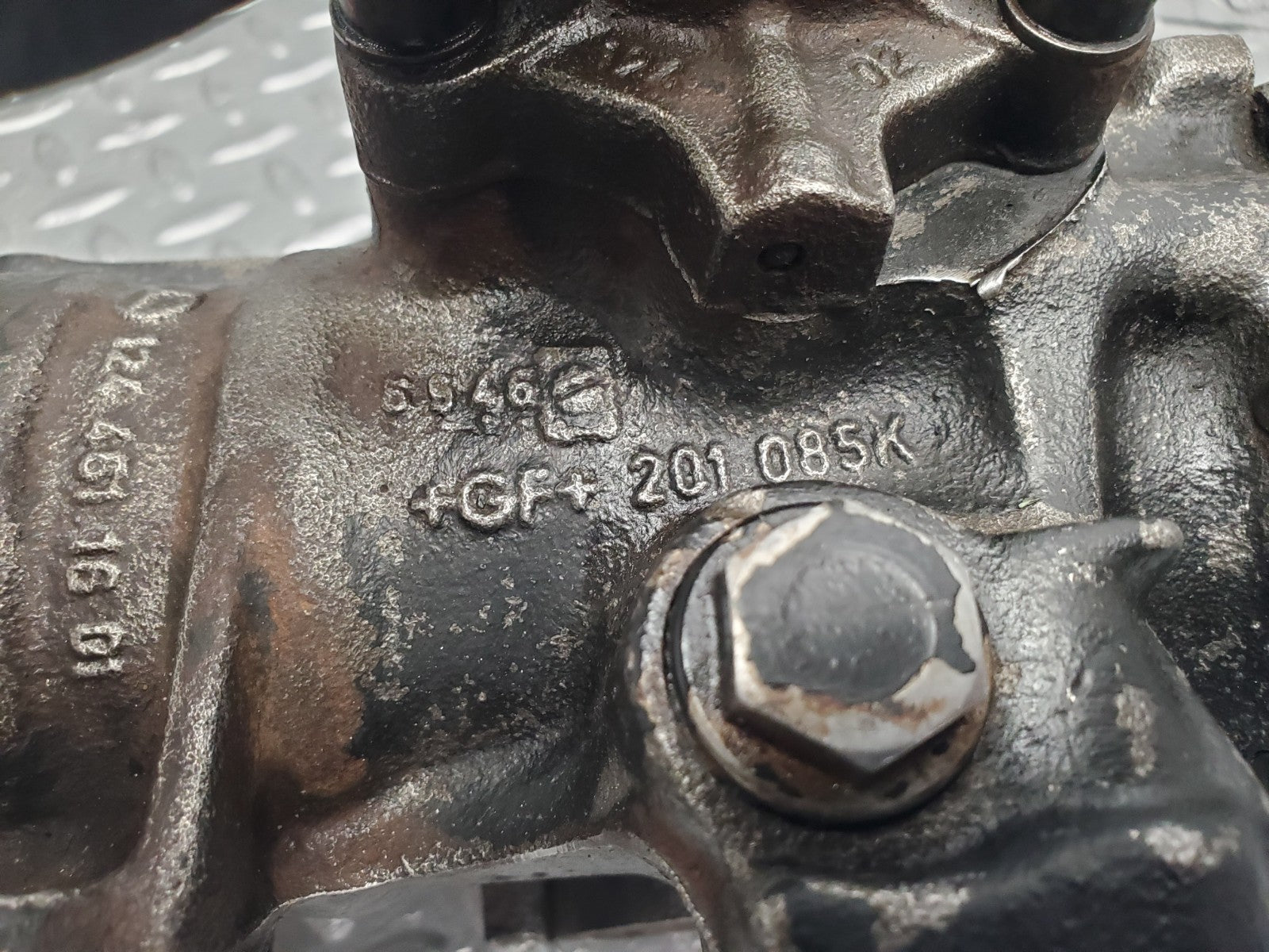 46977163