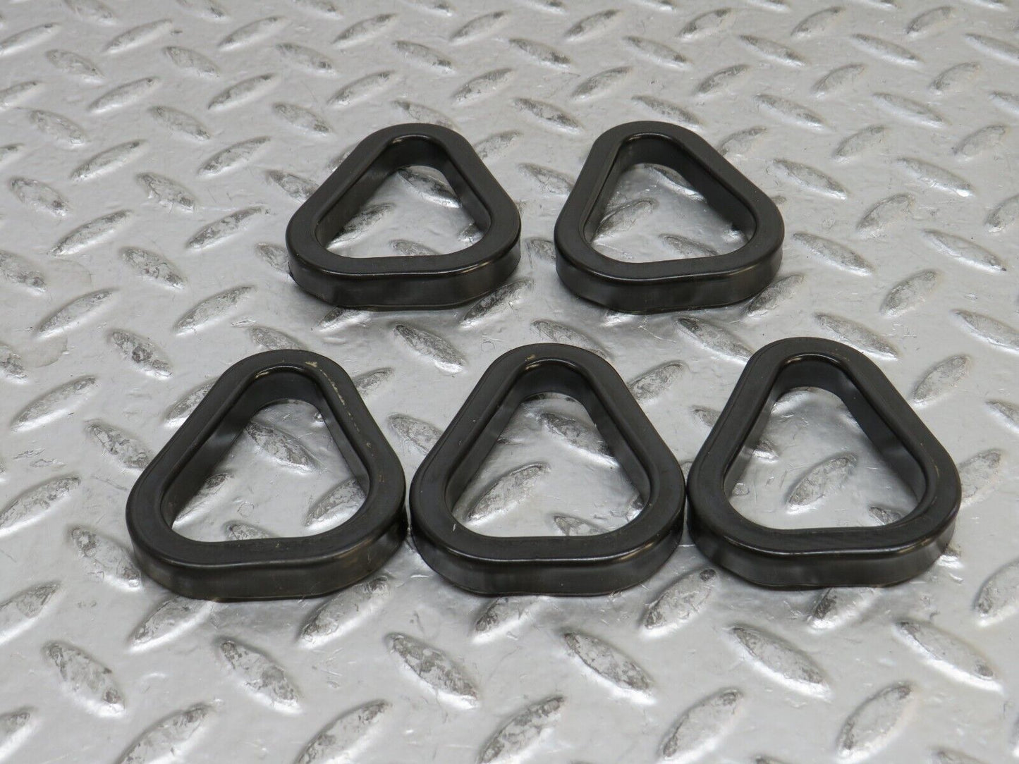 28128 Mercedes-Benz W123 280E Valve Cover Gasket Set 1100160721