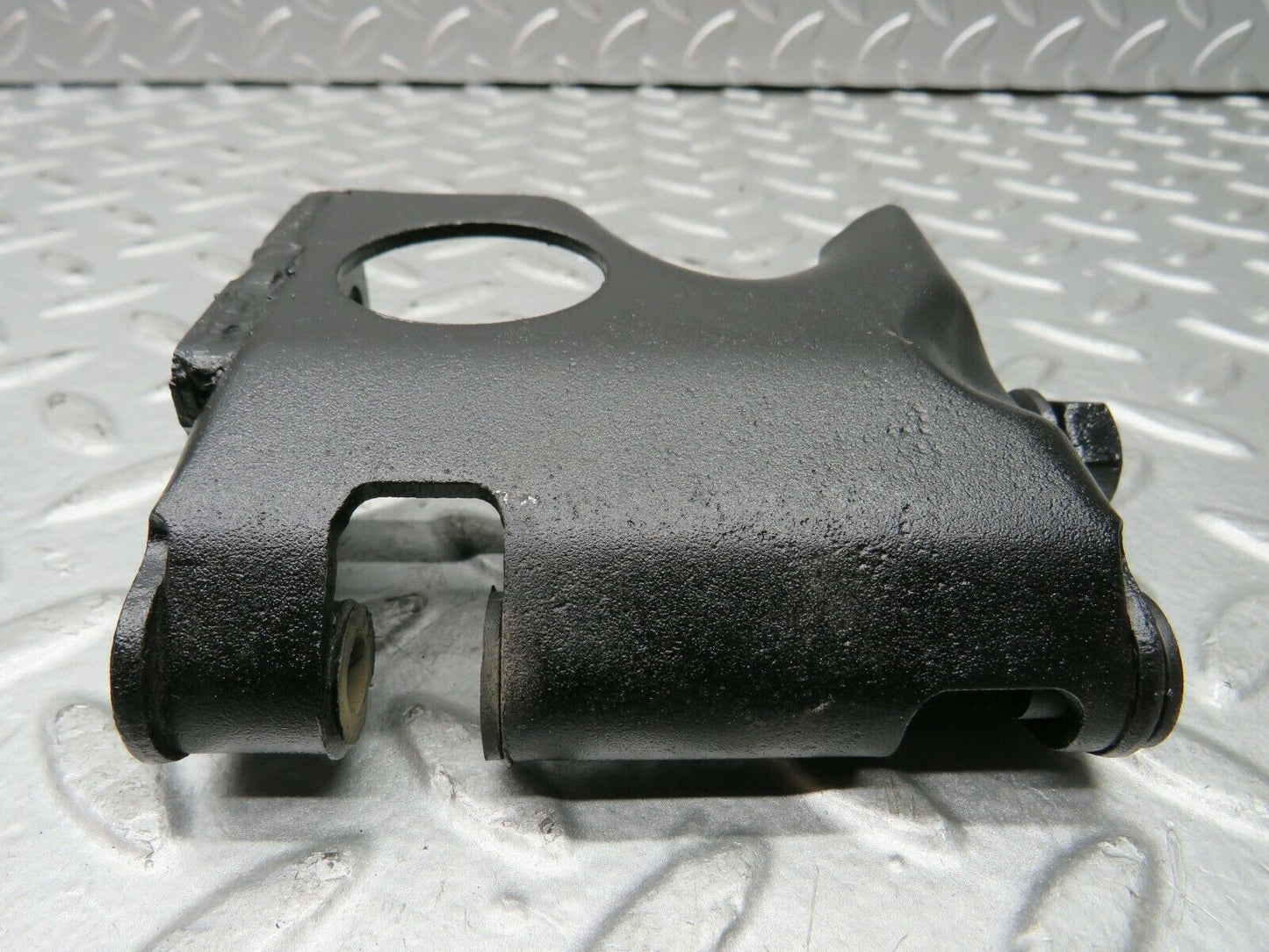 22153 Mercedes-Benz S123 280TE Wagon Alternator Generator Bracket