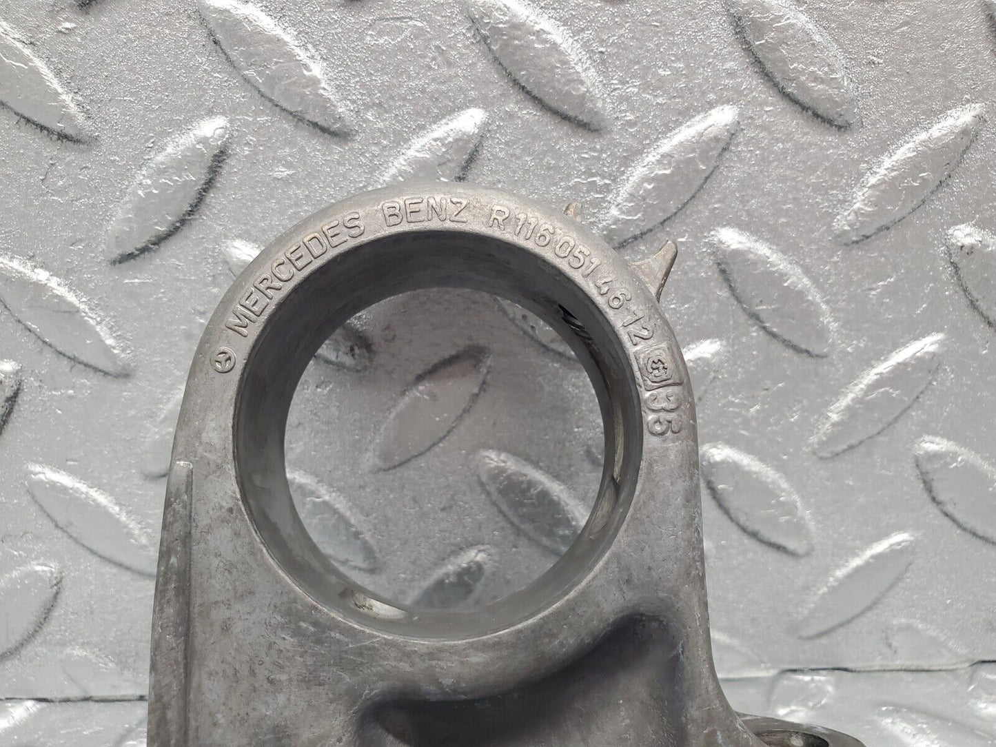46269 Mercedes-Benz W126 420SE Camshaft Tower Bearing 1160514612