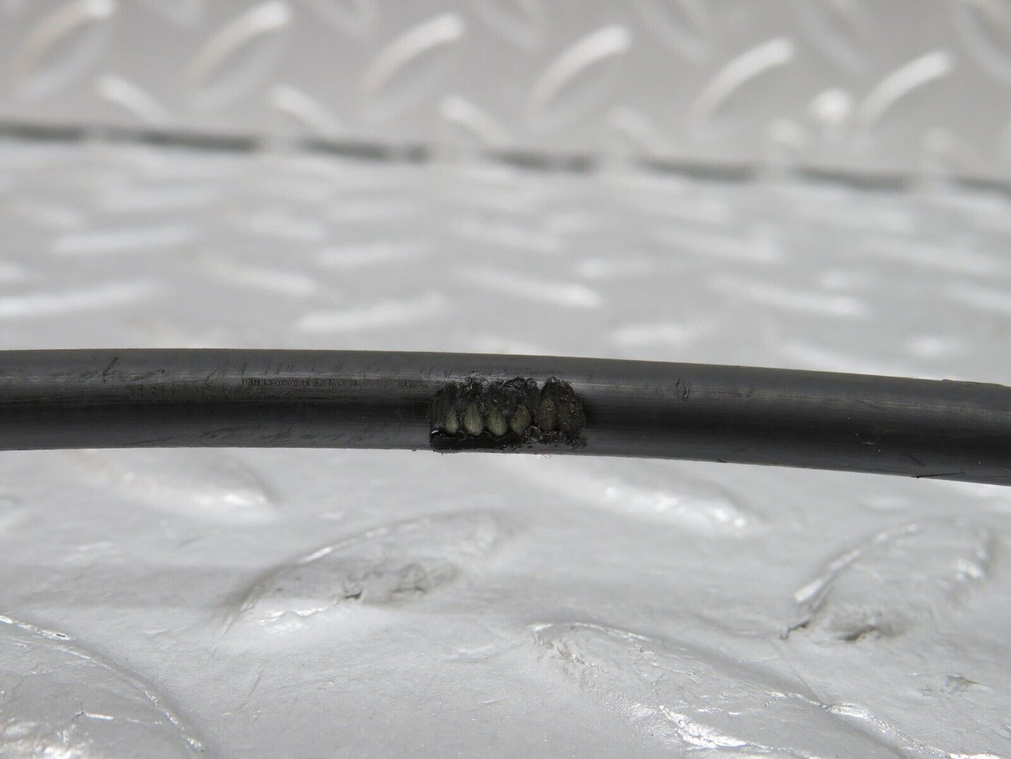 34641 Mercedes-Benz C126 380SEC Coupe Bonnet Release Cable 1269970881