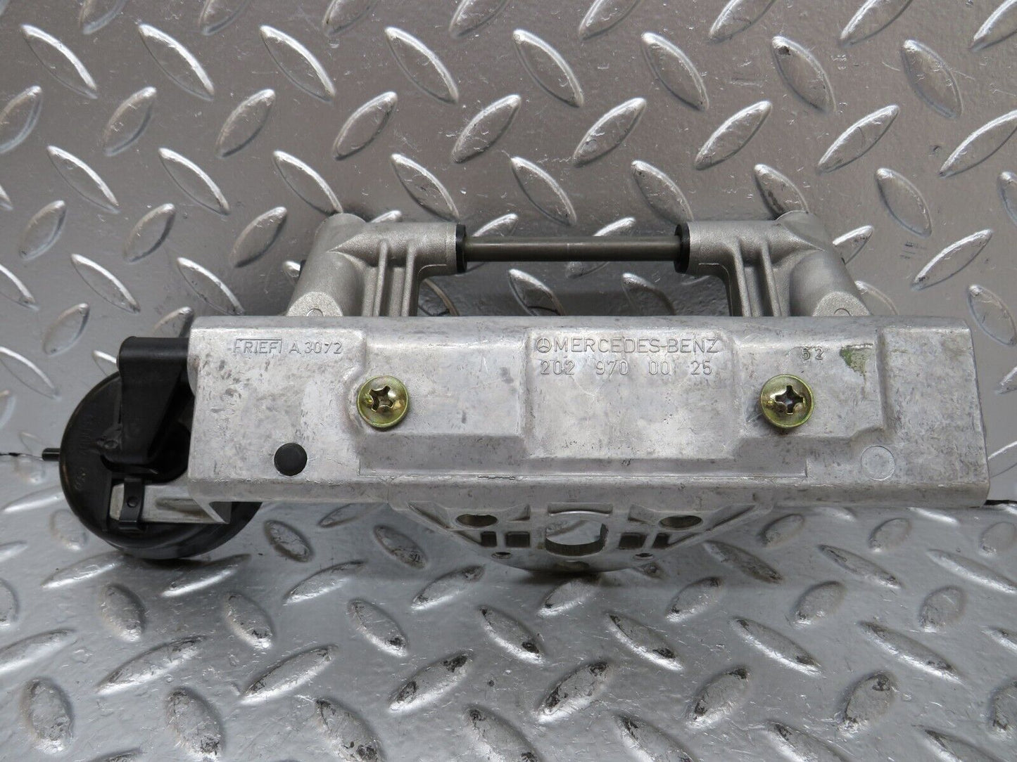 26589 Mercedes-Benz C124 220CE Rear Headrest Folding Mechanism 2029700025
