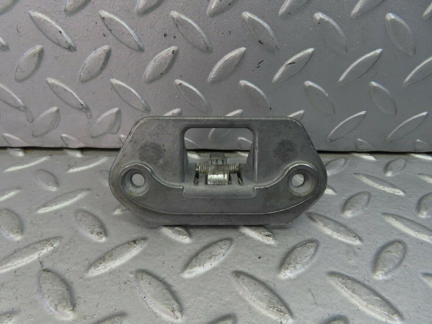 9163 Mercedes-Benz W108 Boot Latch Lock