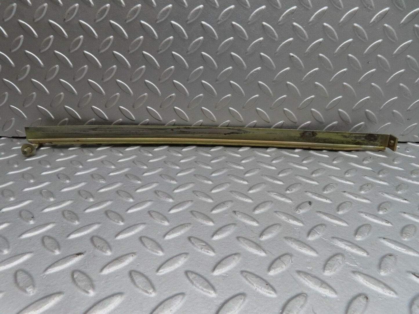17068 Mercedes-Benz C123 280CE Coupe Right Door Window Channel