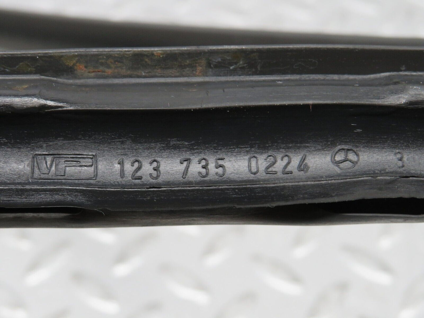 31094 Mercedes-Benz W123 200D Rear Right Quarter Window  1237350224