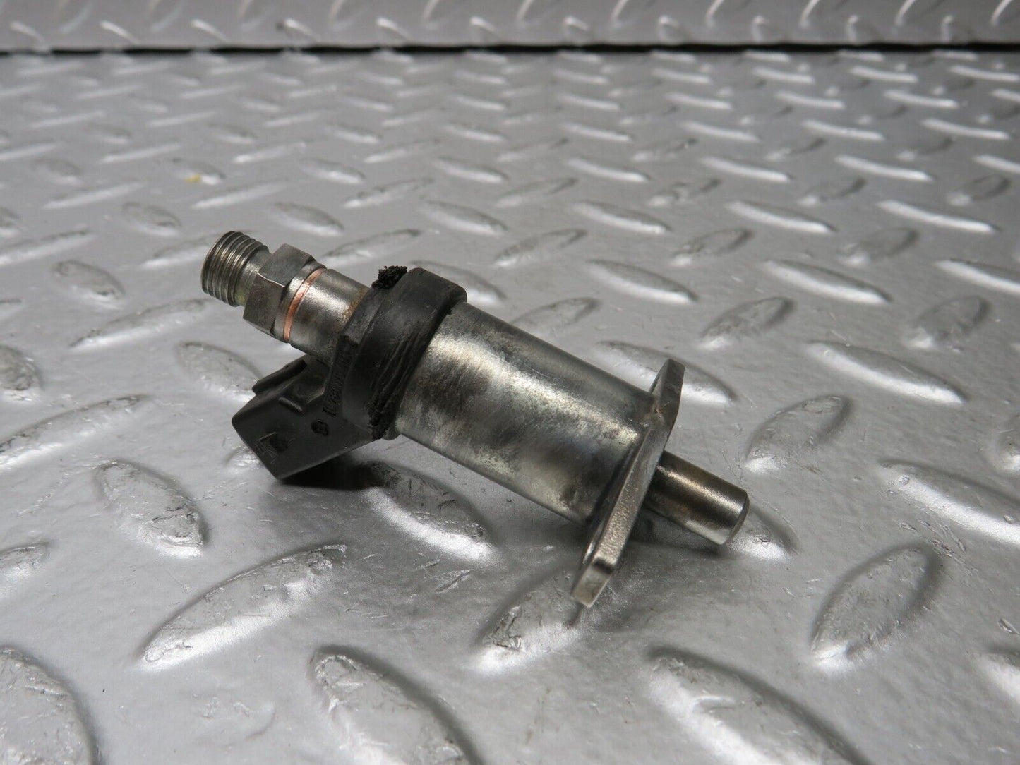 29866 Mercedes-Benz W123 230E Cold Start Valve Bosch 0280170403