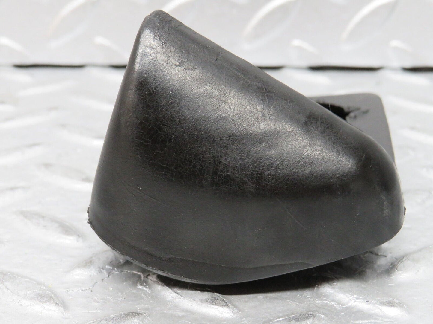 27977 Mercedes-Benz W123 200 Brake Pedal Rubber Cover 1232910082