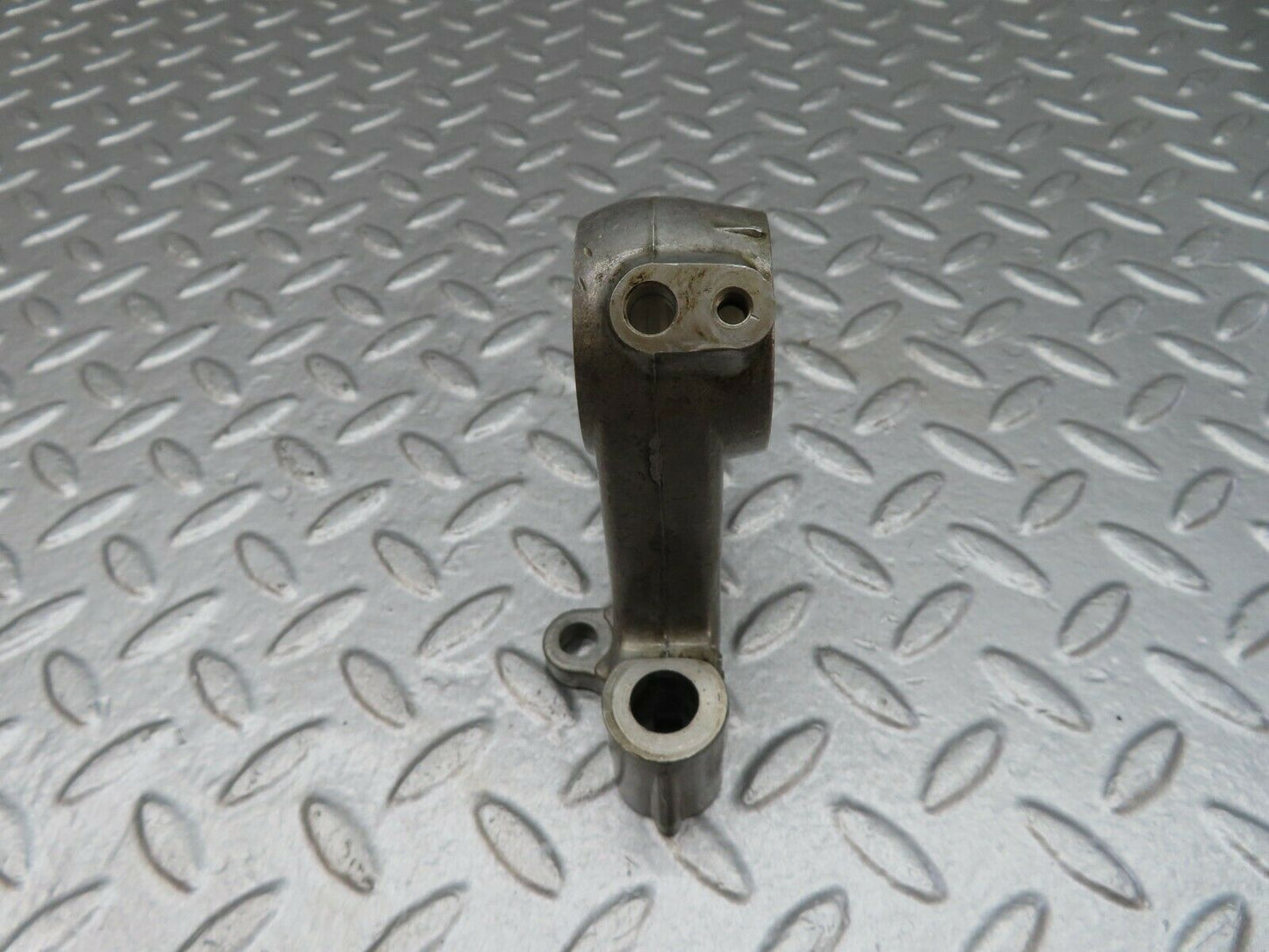 18036 Mercedes-Benz W123 200 Camshaft Tower Bearing 1150510812