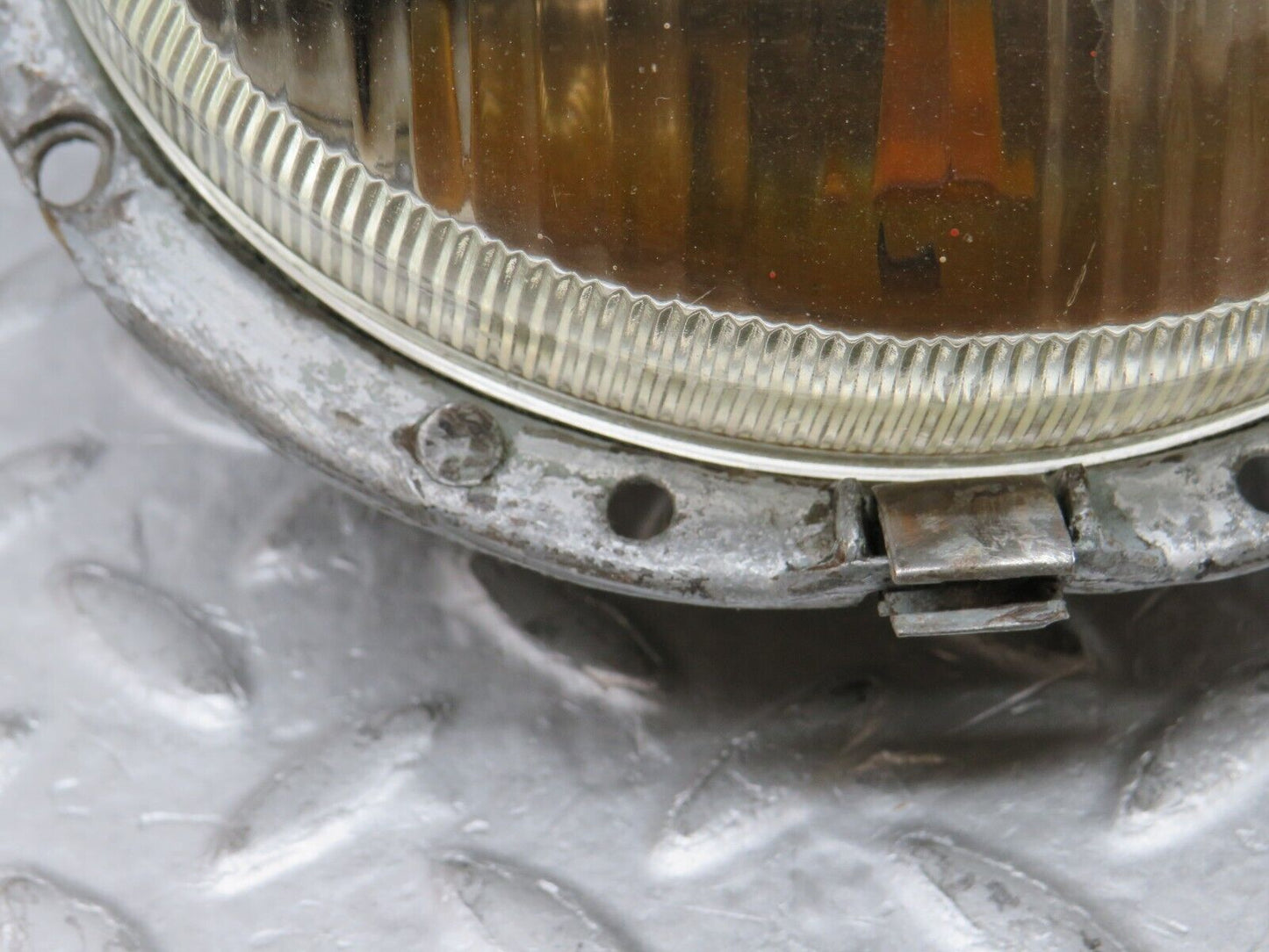35863 Mercedes-Benz W108 Headlight Bosch 1305630023