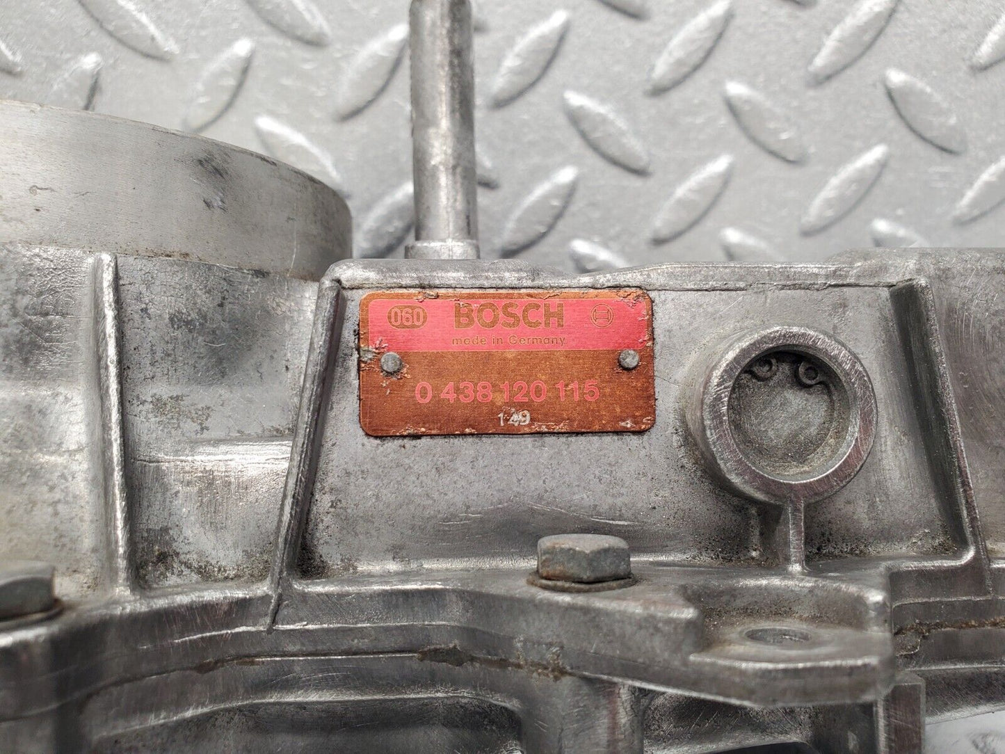46565 Mercedes-Benz C123 280CE Coupe Air Flow Mass Meter Sensor Bosch 0438120115 1101410790