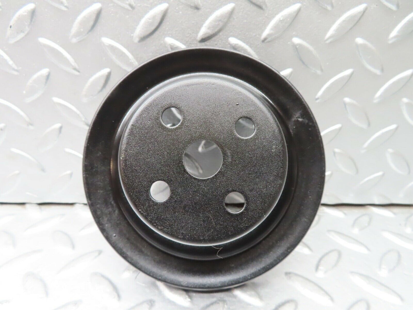 20885 Mercedes-Benz W114 250CE Coupe Water Pump Pulley