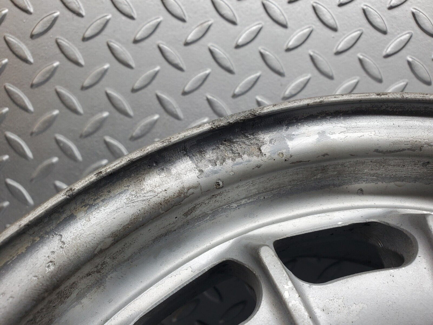 44556 Mercedes-Benz W123 Alloy Wheel Set Mexican Hat 6Jx14H2 ET30 1264001902