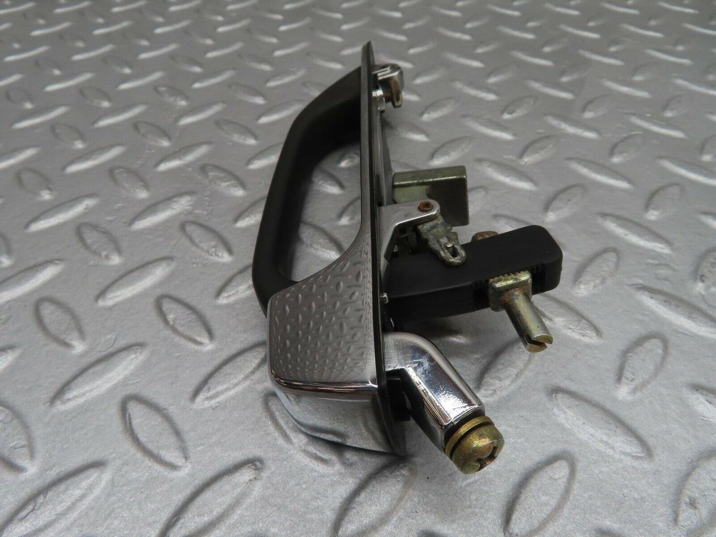 15967 Mercedes-Benz W123 280E Rear Right Exterior Door Handle 1237600359