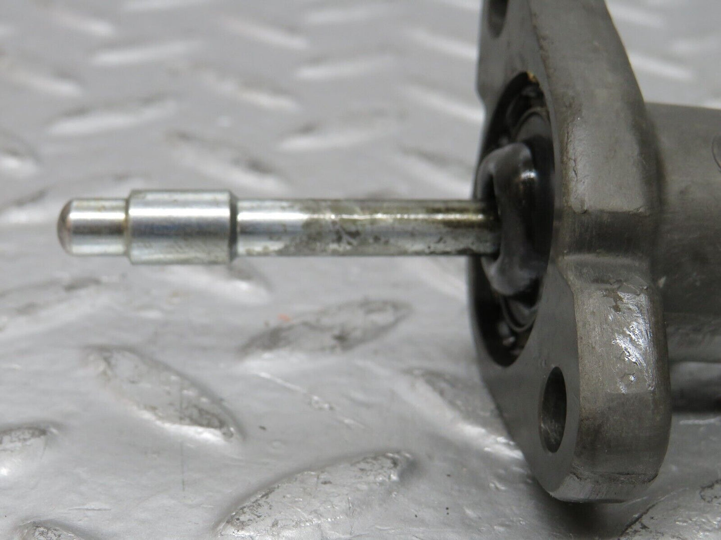 25126 Mercedes-Benz W201 190D Clutch Slave Cylinder 2022900011