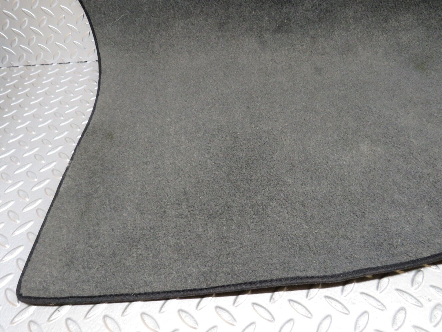 28994 Mercedes-Benz C124 320CE Coupe Trunk Boot Floor Carpet