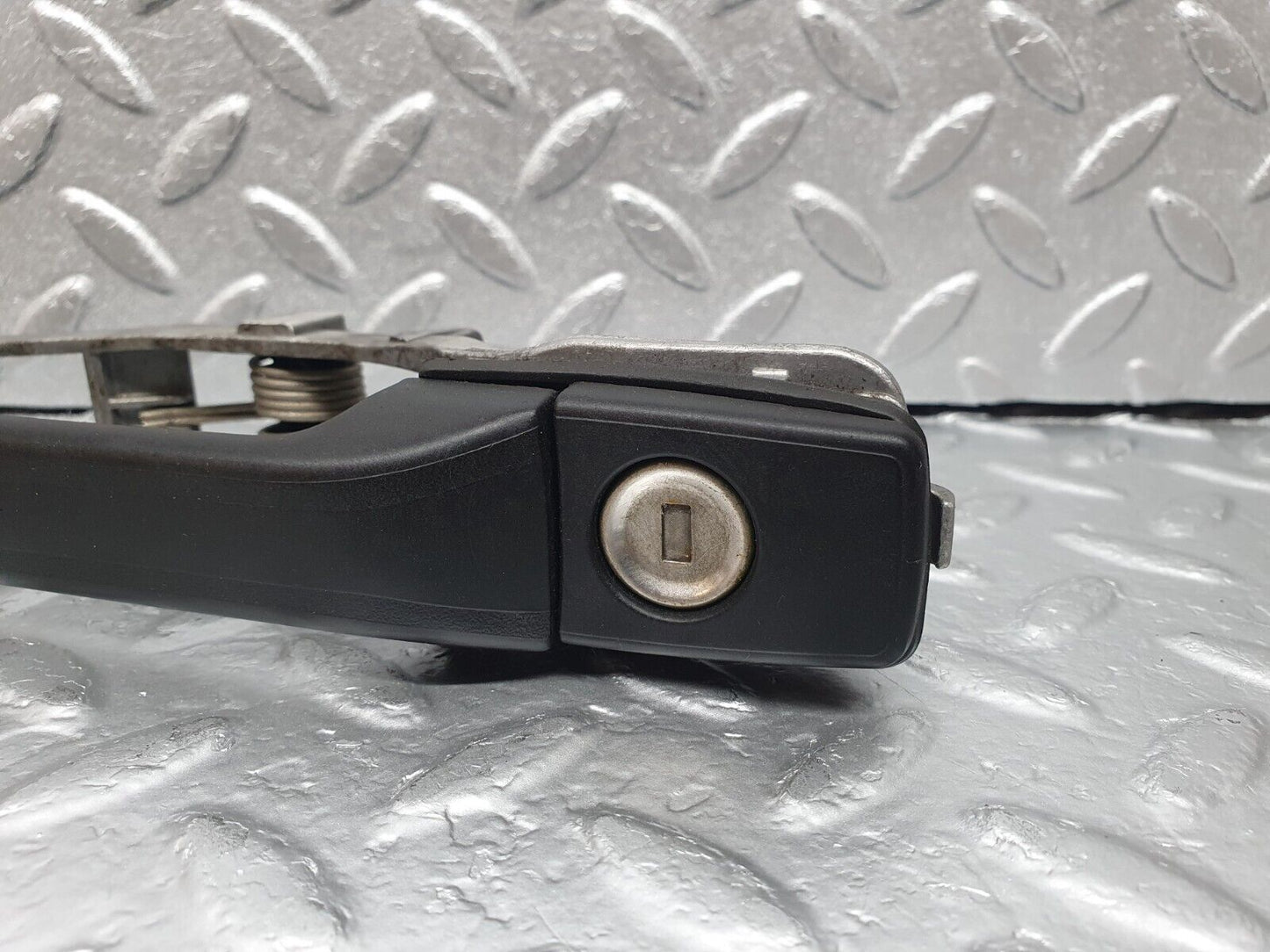 42787 Mercedes-Benz W201 190 Front Left Door Exterior Handle No Key