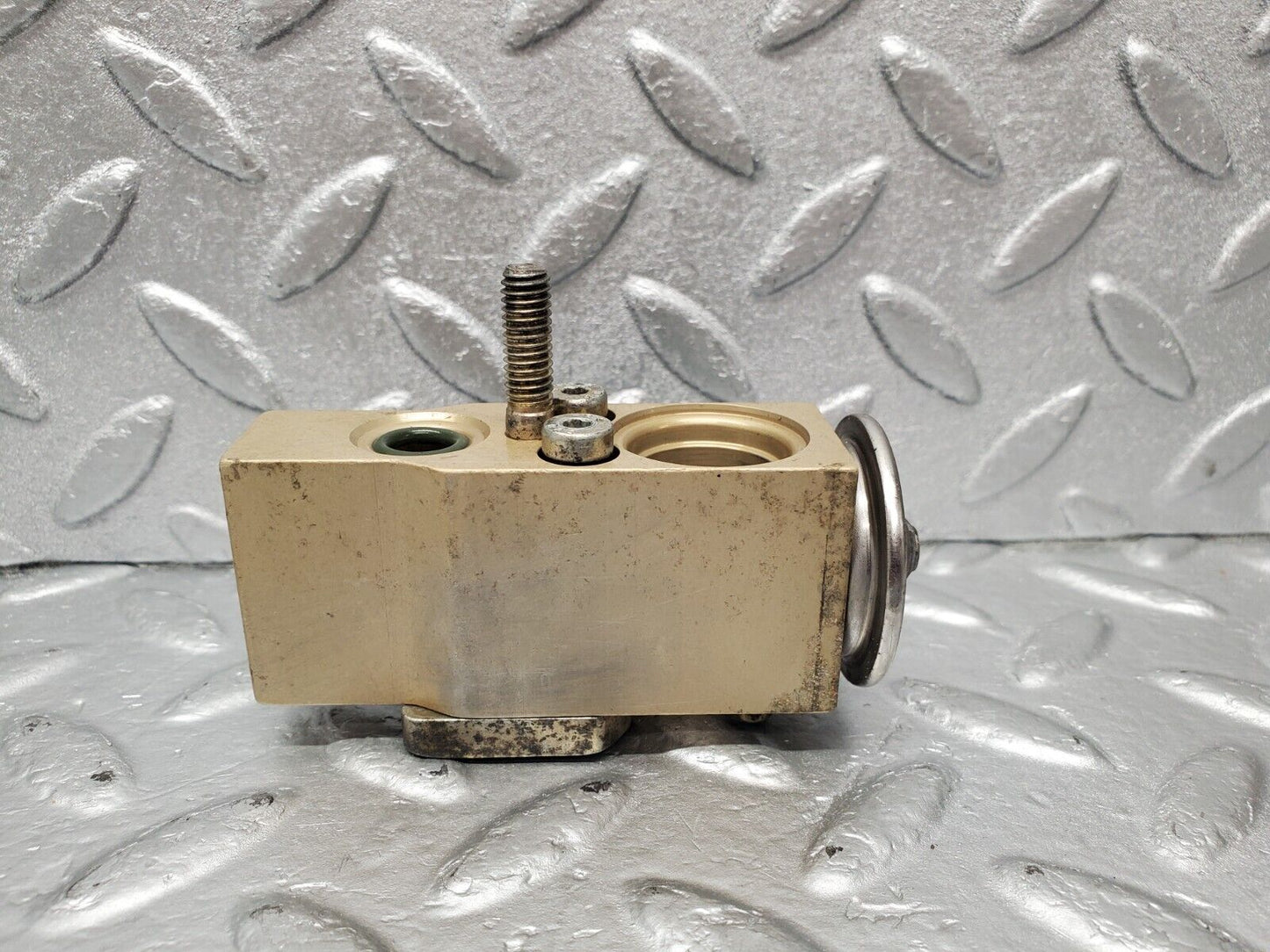 47009 Mercedes-Benz R129 320SL Coupe Air Conditioning Expansion Valve 2028300184