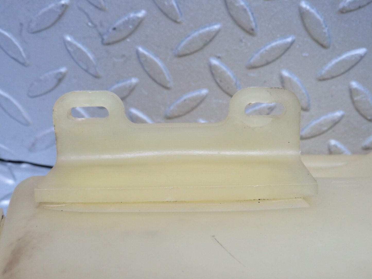 37860 Mercedes-Benz A124 320E Cabriolet Coolant Expansion Tank 1245000449