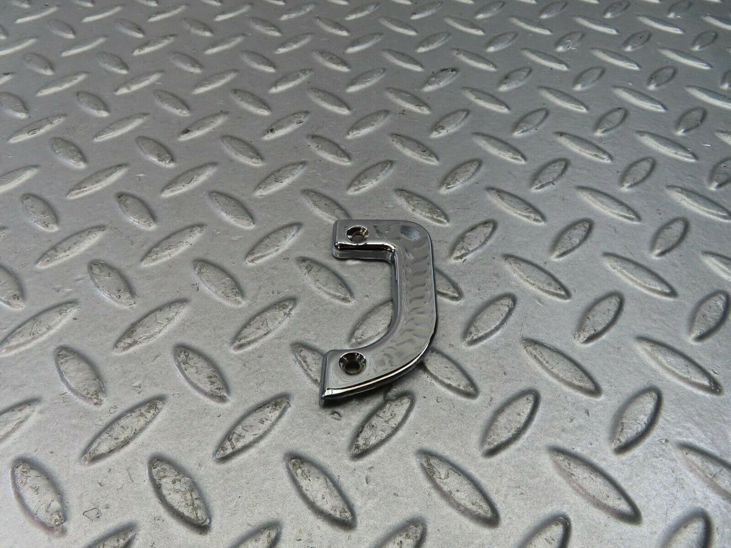 9061 Mercedes-Benz W115 Right Interior Chrome Door Latch Trim