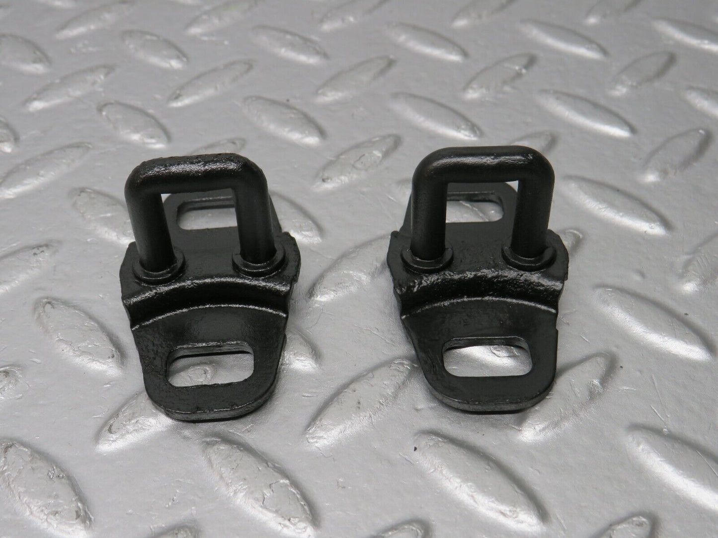 39708 Mercedes-Benz R129 320SL Coupe Bonnet Lock Catch Pair 1298800060