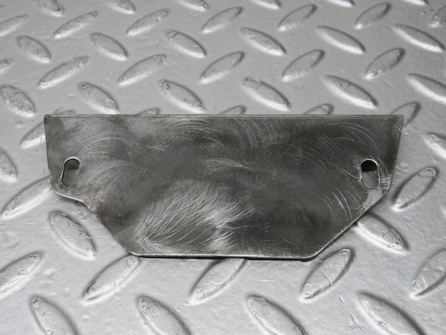 32919 Mercedes-Benz W123 300D Gearbox Flange Cover
