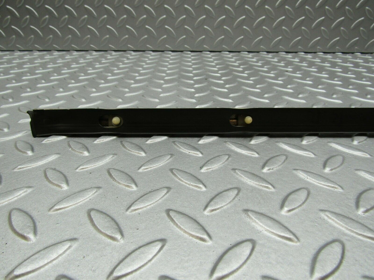 3337 Mercedes-Benz W115 220D Centre Door Chrome Trim Rear Right