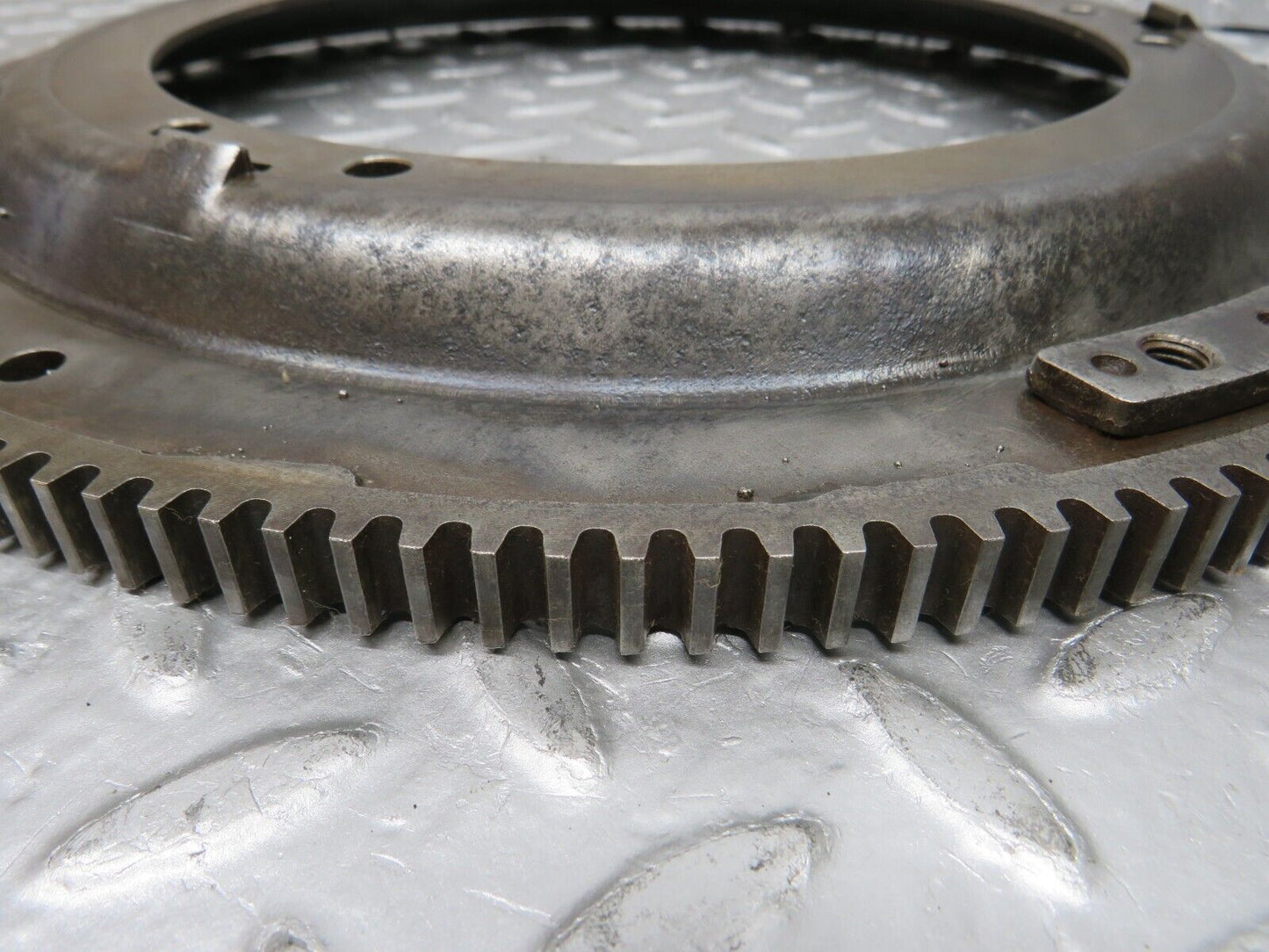 32802 Mercedes-Benz C107 R107 350 V8 Flywheel Starter Ring