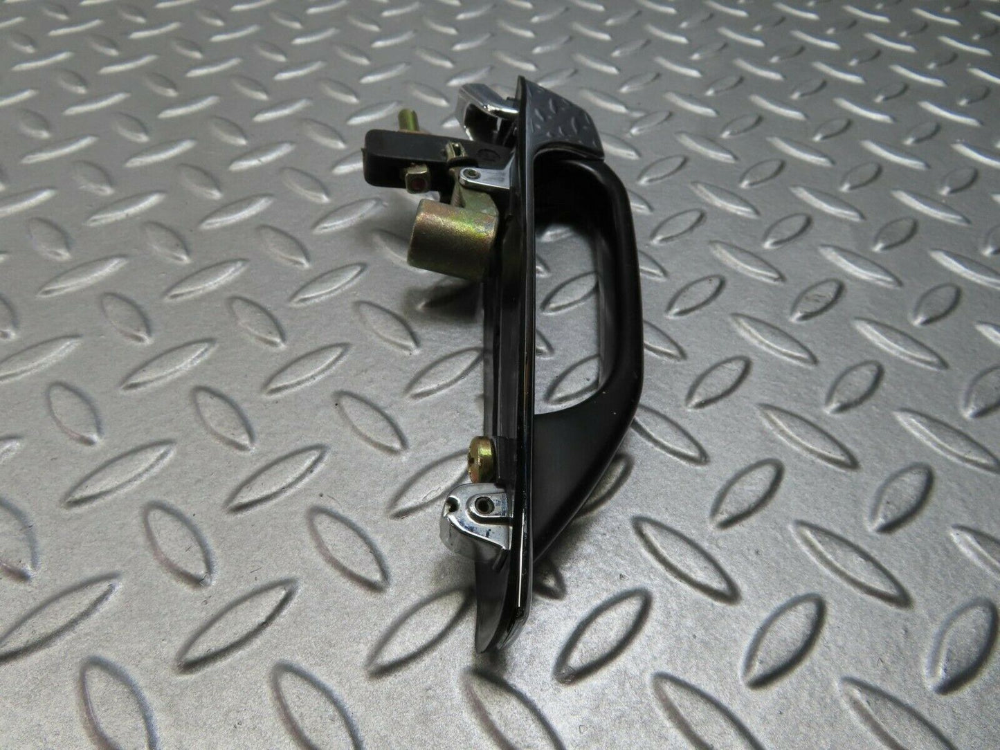 8237 Mercedes-Benz W123 Exterior Chrome Door Handle Rear Right 1237600359