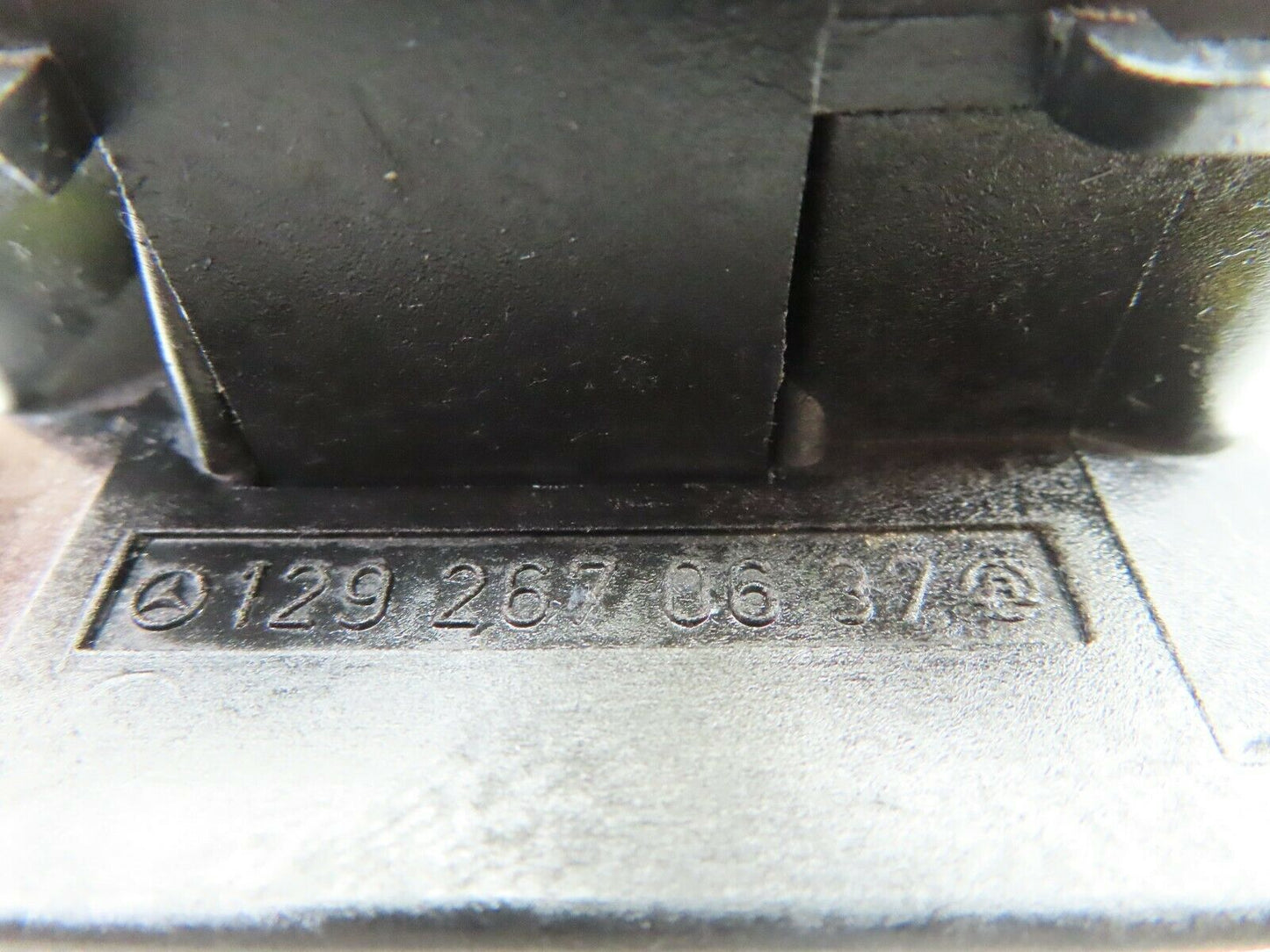 6708 Mercedes-Benz S124 E220 Wagon Automatic Gear Selector 1292670637