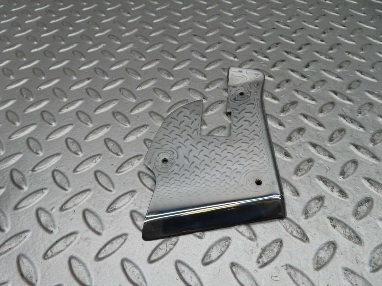 15618 Mercedes-Benz R107 450SL Left Door Chrome Cover