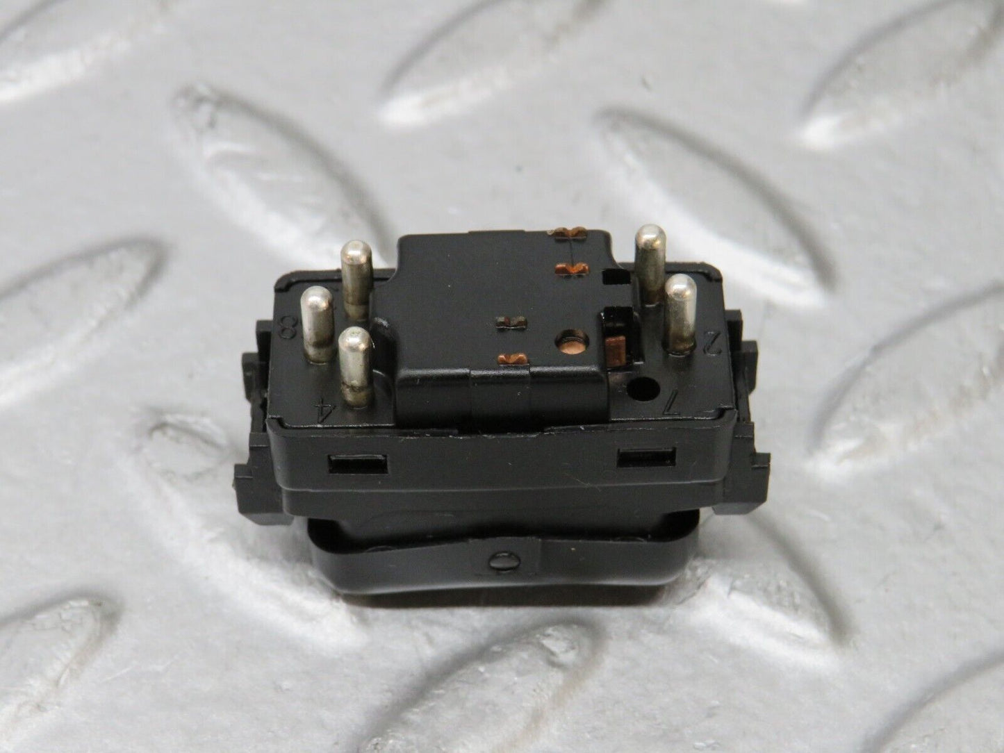 36913 Mercedes-Benz C126 420SEC Coupe Electric Window Switch Right 1248204510