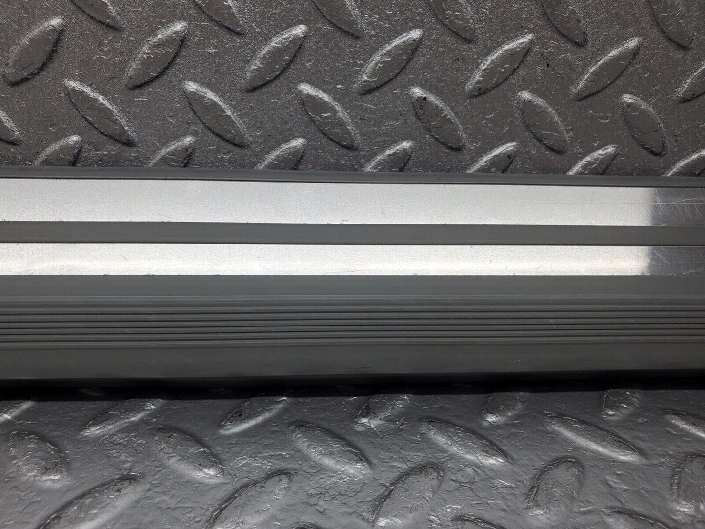 44582 Mercedes-Benz W124 220E Front Left Door Sill Trim
