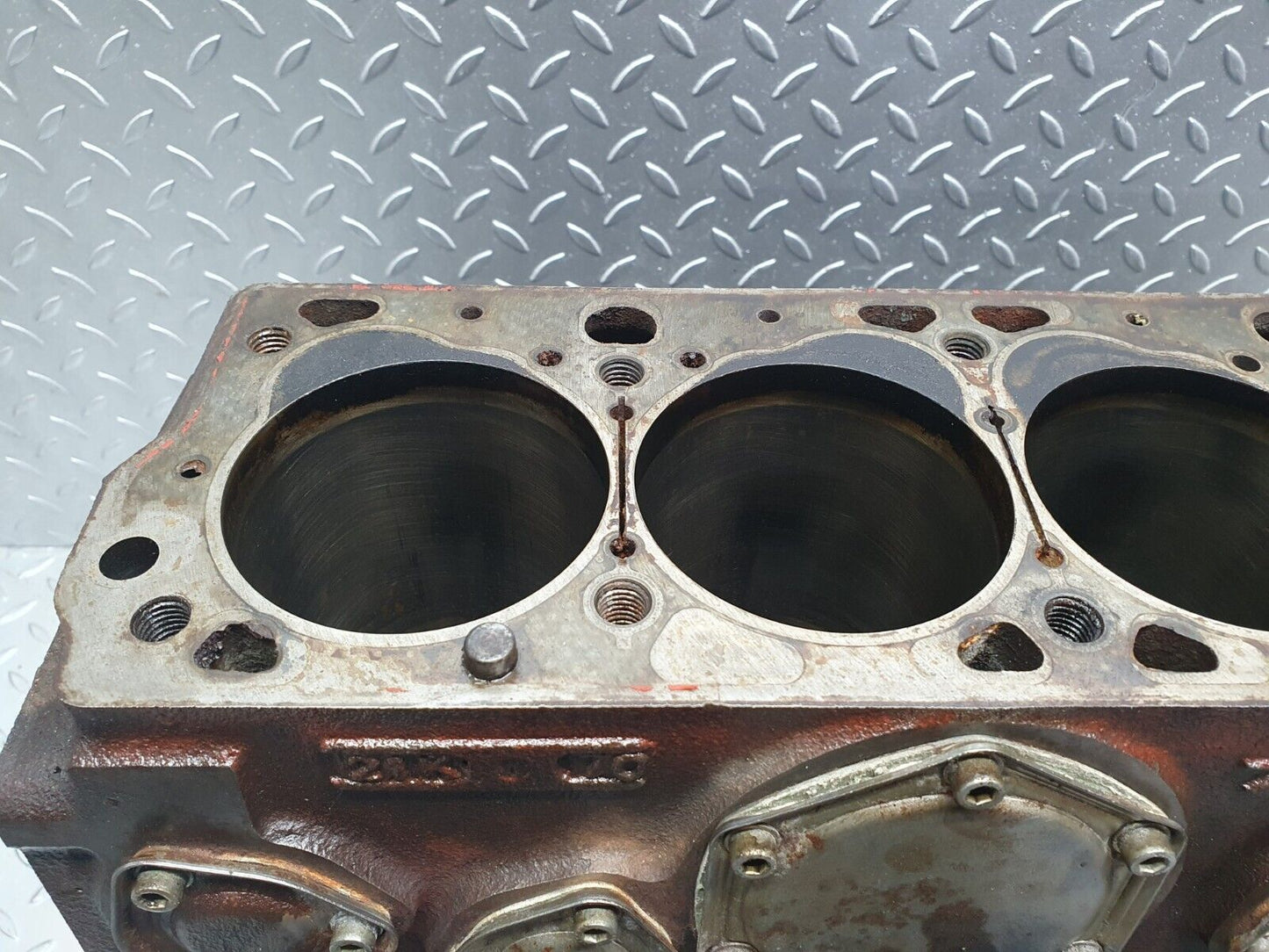 43487 Mercedes-Benz W108 280SE Engine Block 130.980 1300110101