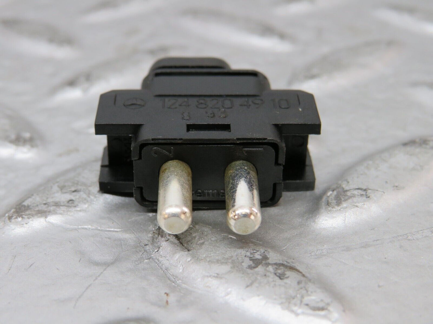 26558 Mercedes-Benz C124 220CE Coupe Child Lock Control Switch 1248204910