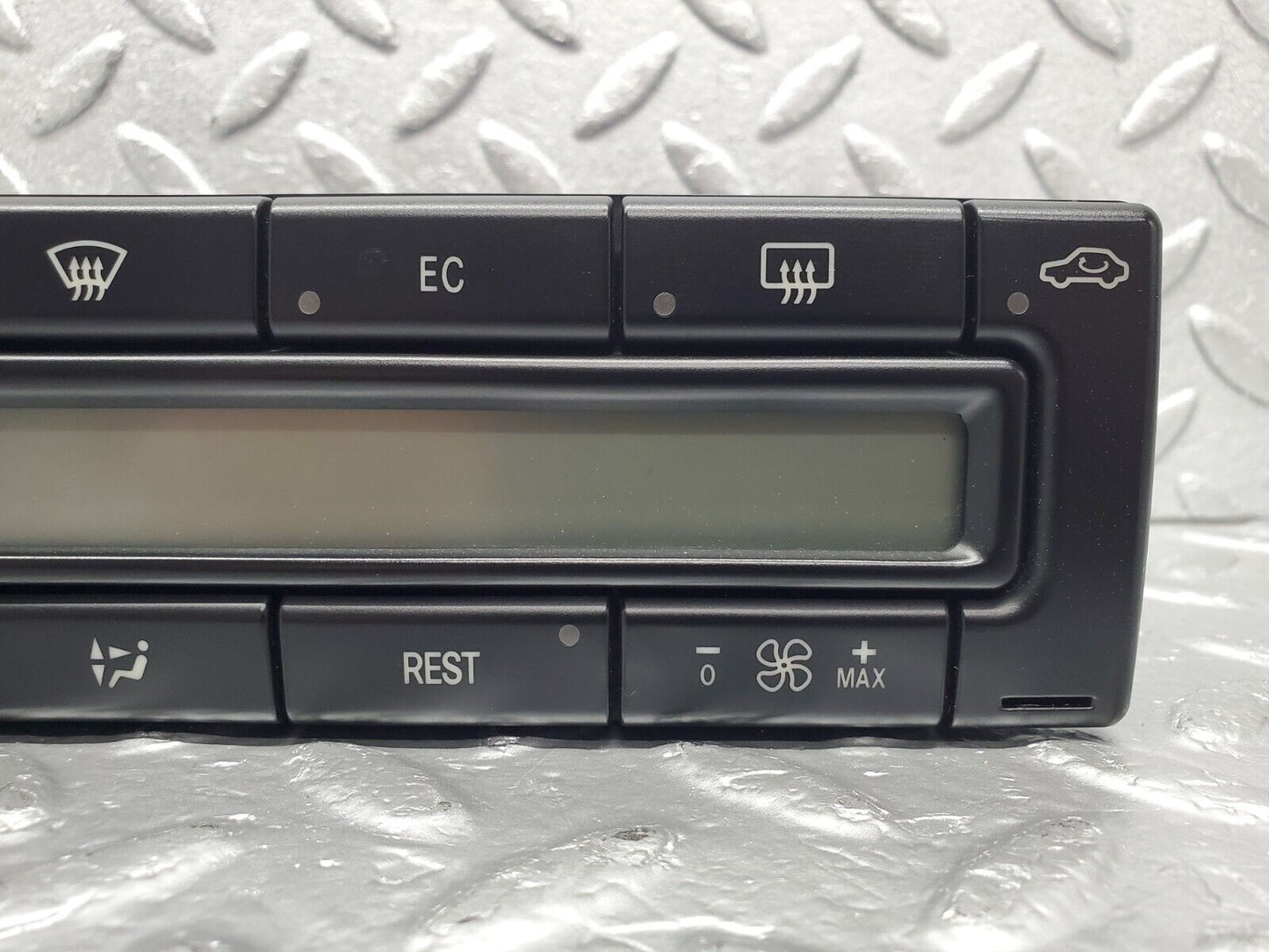 46799 Mercedes-Benz R129 320SL Coupe Heater Climate Control 2028301385