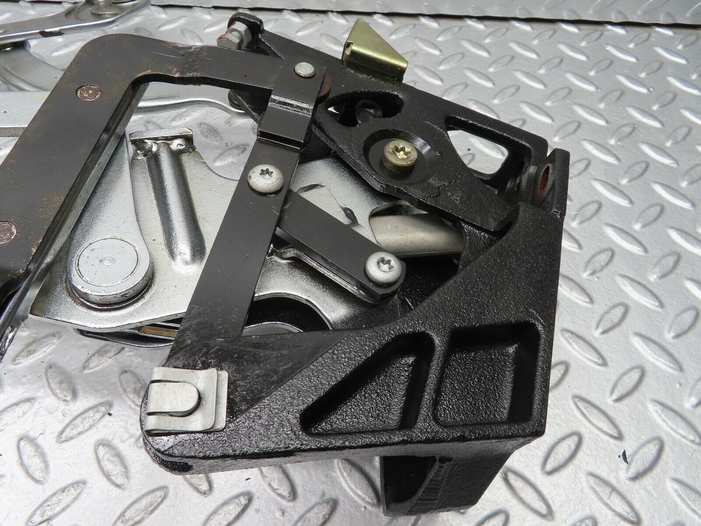 20159 Mercedes-Benz R129 300SL Coupe Soft Top Frame Base Right Side 1297741230