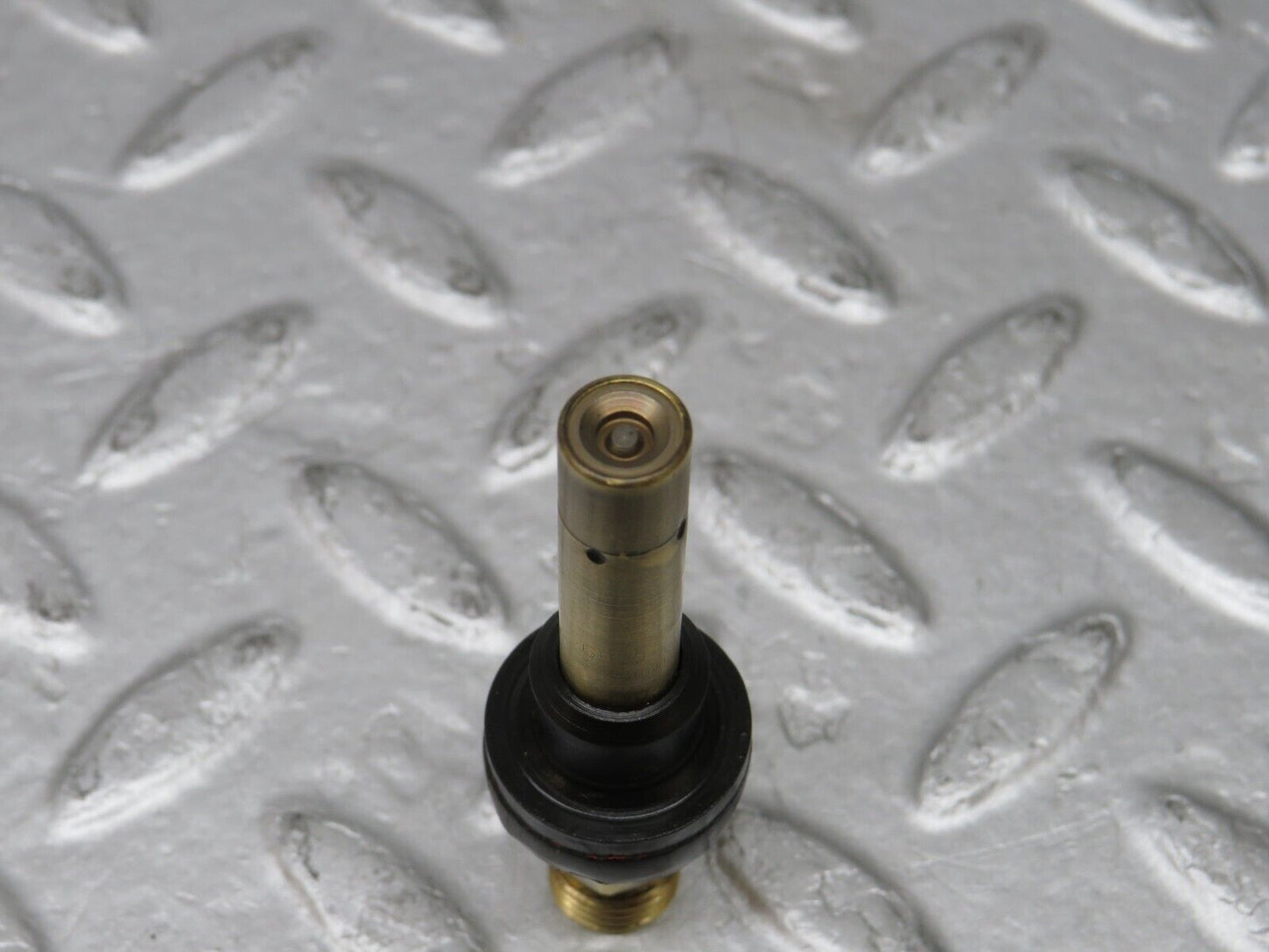 36703 Mercedes-Benz W201 190E Fuel Injector 0437502047