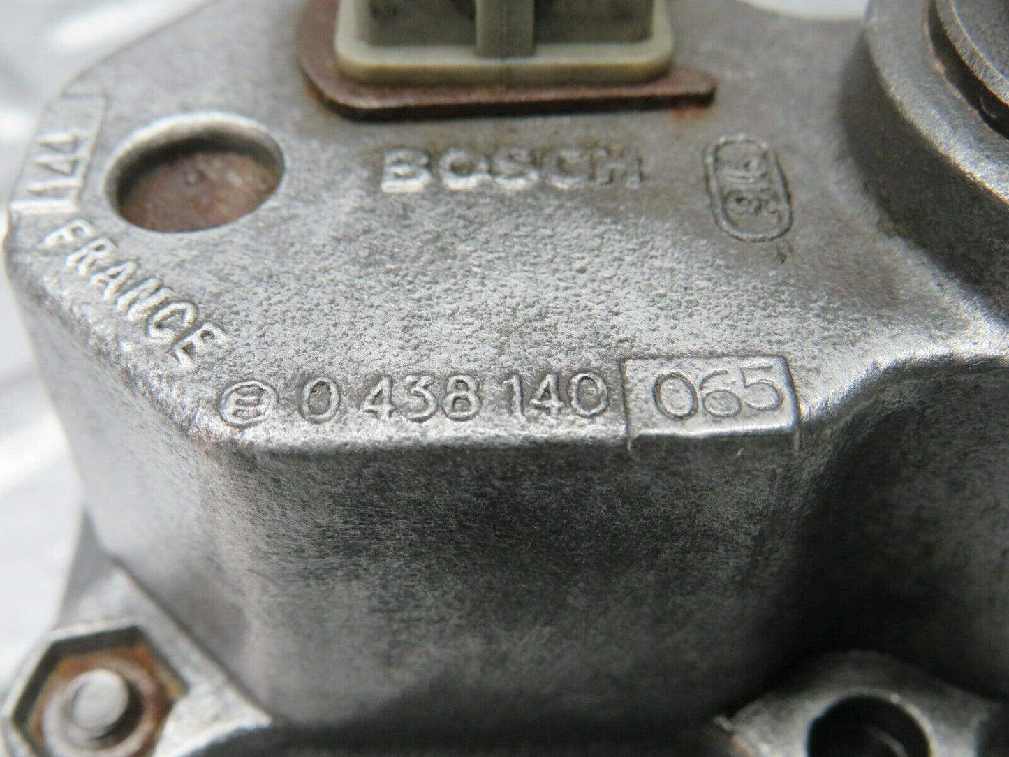 23090 Mercedes-Benz C123 230CE Coupe Warm Up Regulator Bosch 0438140065