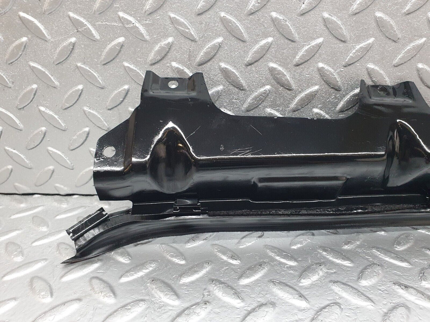 43903 Mercedes-Benz C123 230CE Coupe Rear Right Window Channel Support Bracket