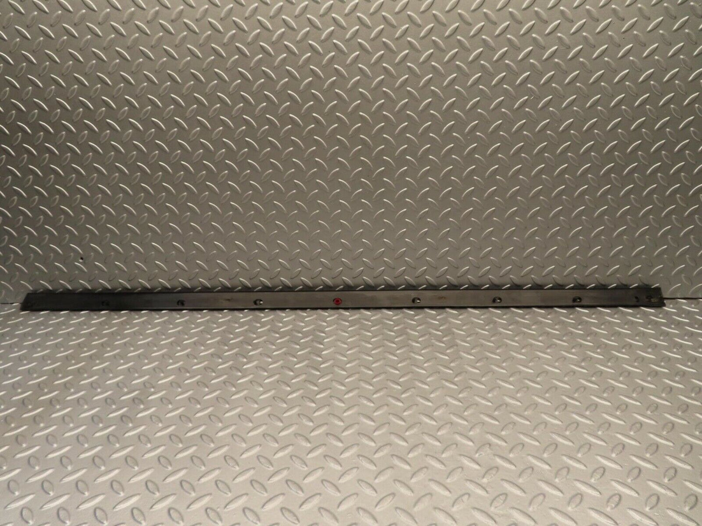 11821 Mercedes-Benz R107 450SL Right Door Centre Moulding Trim