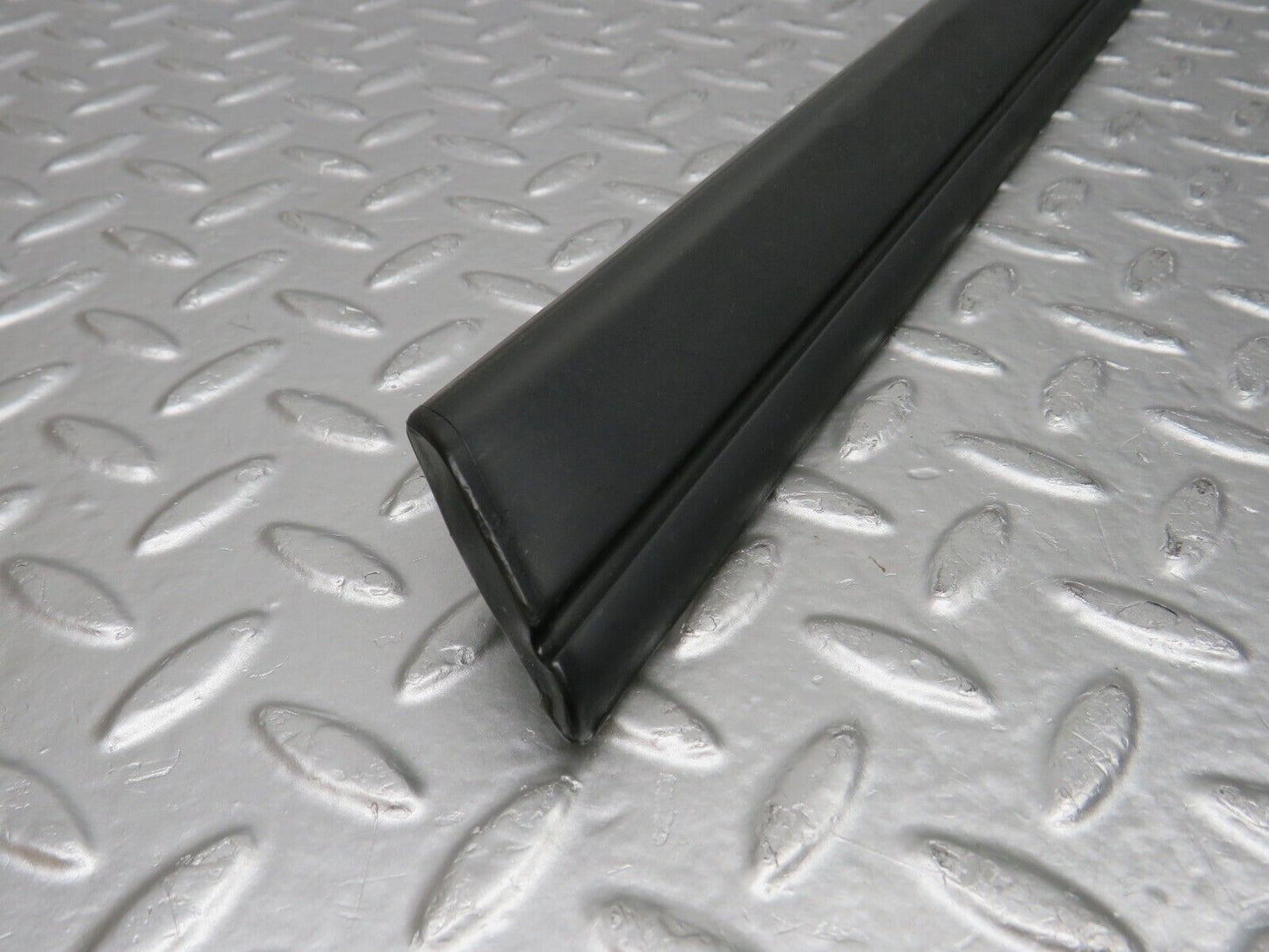 32304 Mercedes-Benz S124 300TE Wagon Rear Left Door Lower Moulding Trim