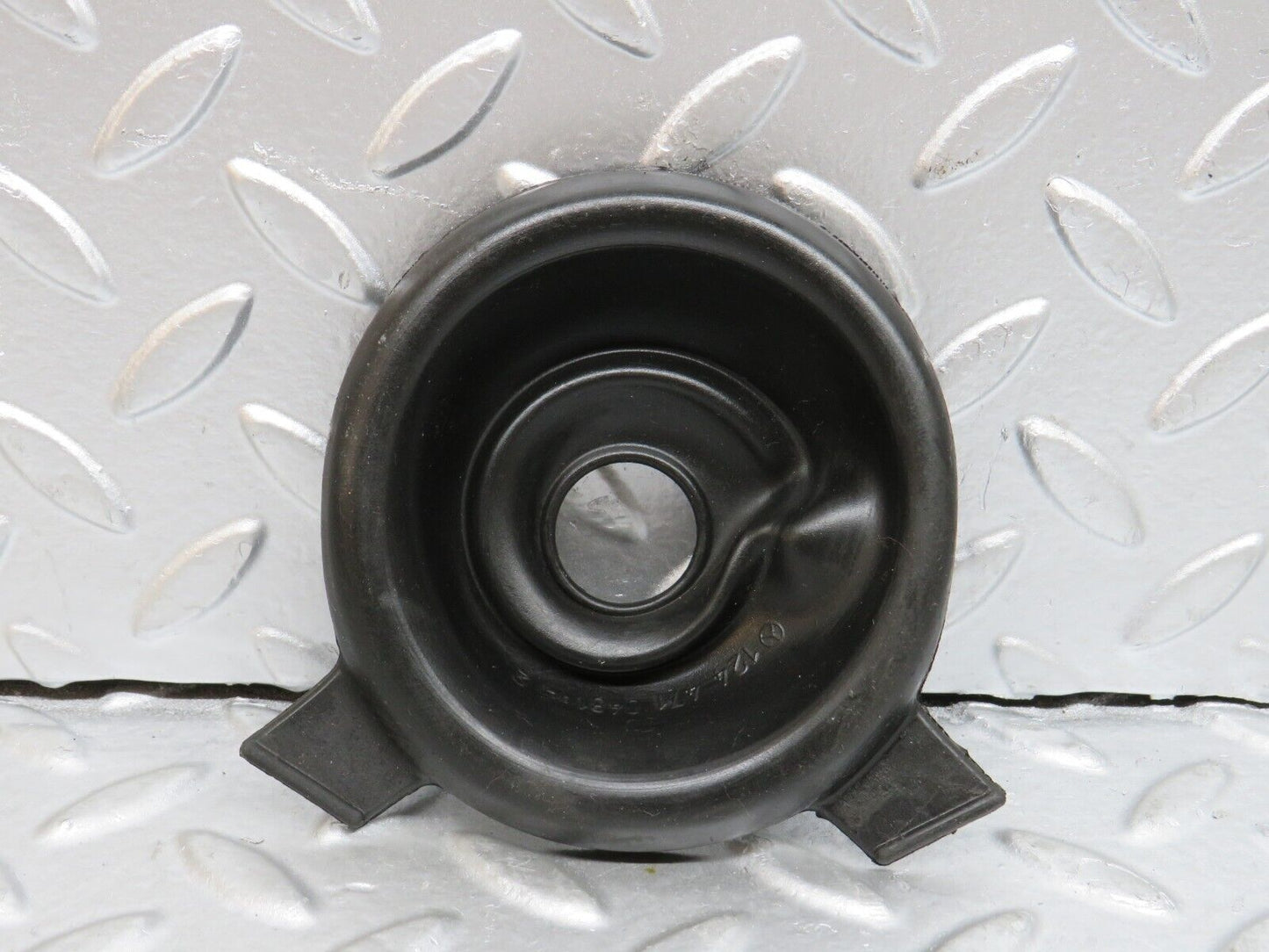 29460 Mercedes-Benz W124 230E Fuel Tank Rubber Seal 1244710481