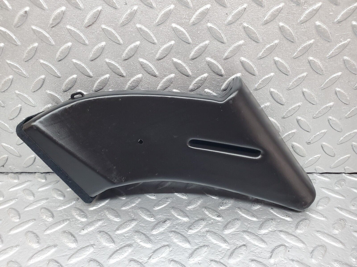 45578 Mercedes-Benz W126 420SE Heater Air Duct Front Left 1268310346
