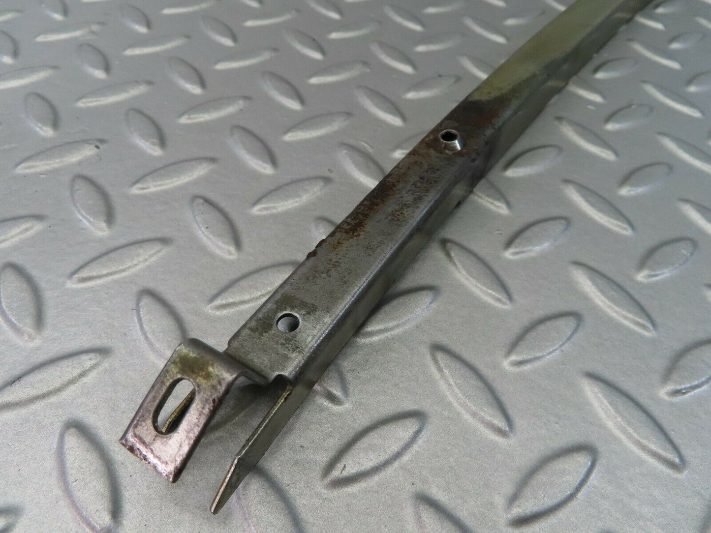 7282 Mercedes-Benz W116 450SE Front Left Window Channel