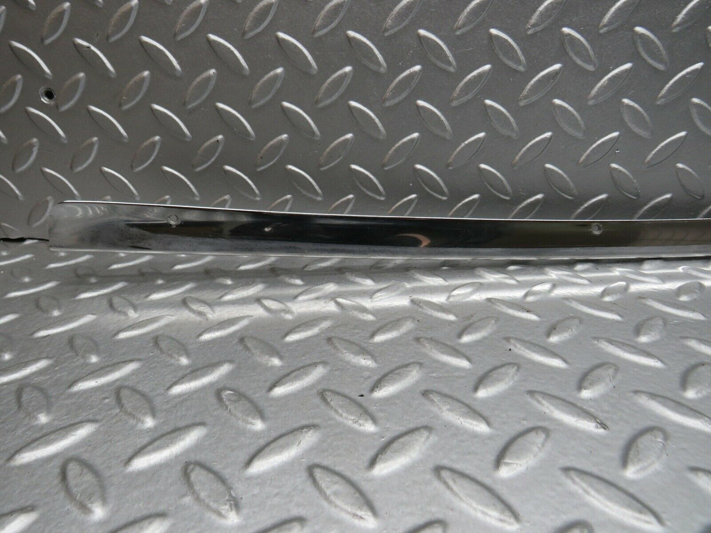 21807 Mercedes-Benz W126 300SE Roof Chrome Trim Right Side