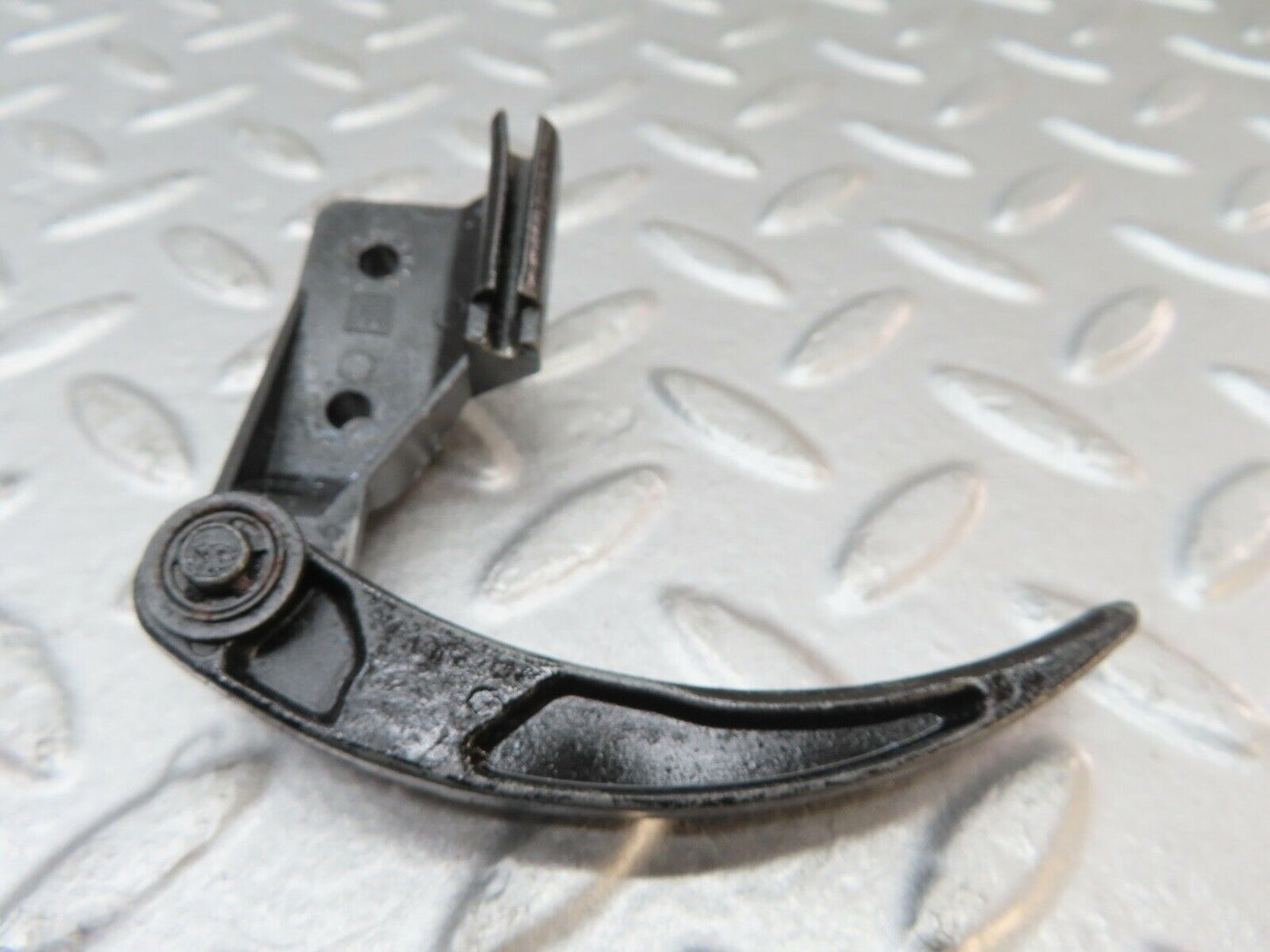 20431 Mercedes-Benz W114 280CE Coupe Hood Opener Bonnet Opener Release