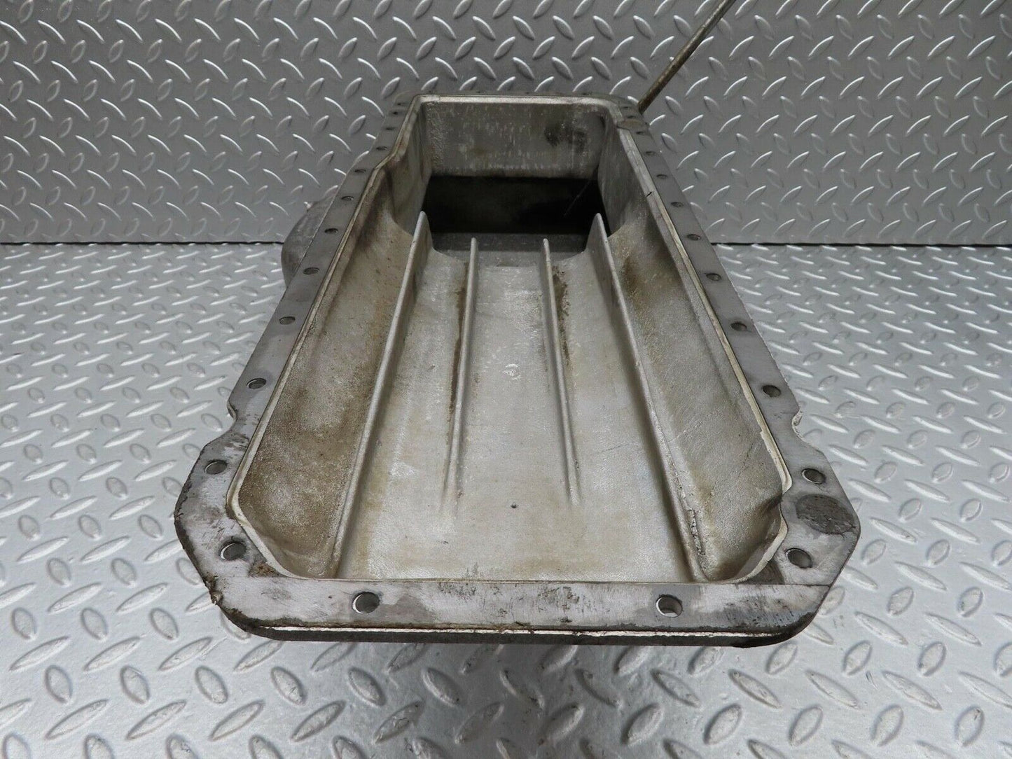 16528 Mercedes-Benz C107 350SLC Coupe Oil Pan Oil Sump 1160102913