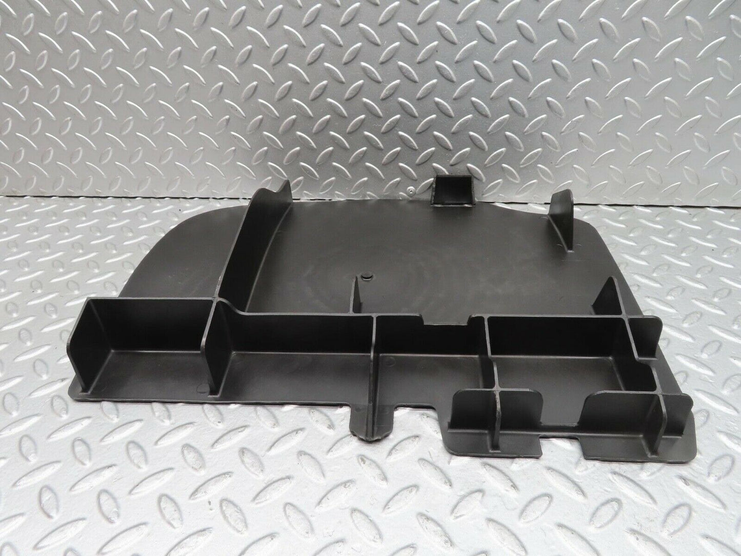 15044 Mercedes-Benz W140 S320 Front Left Floor Cable Channel Cover 2016841137