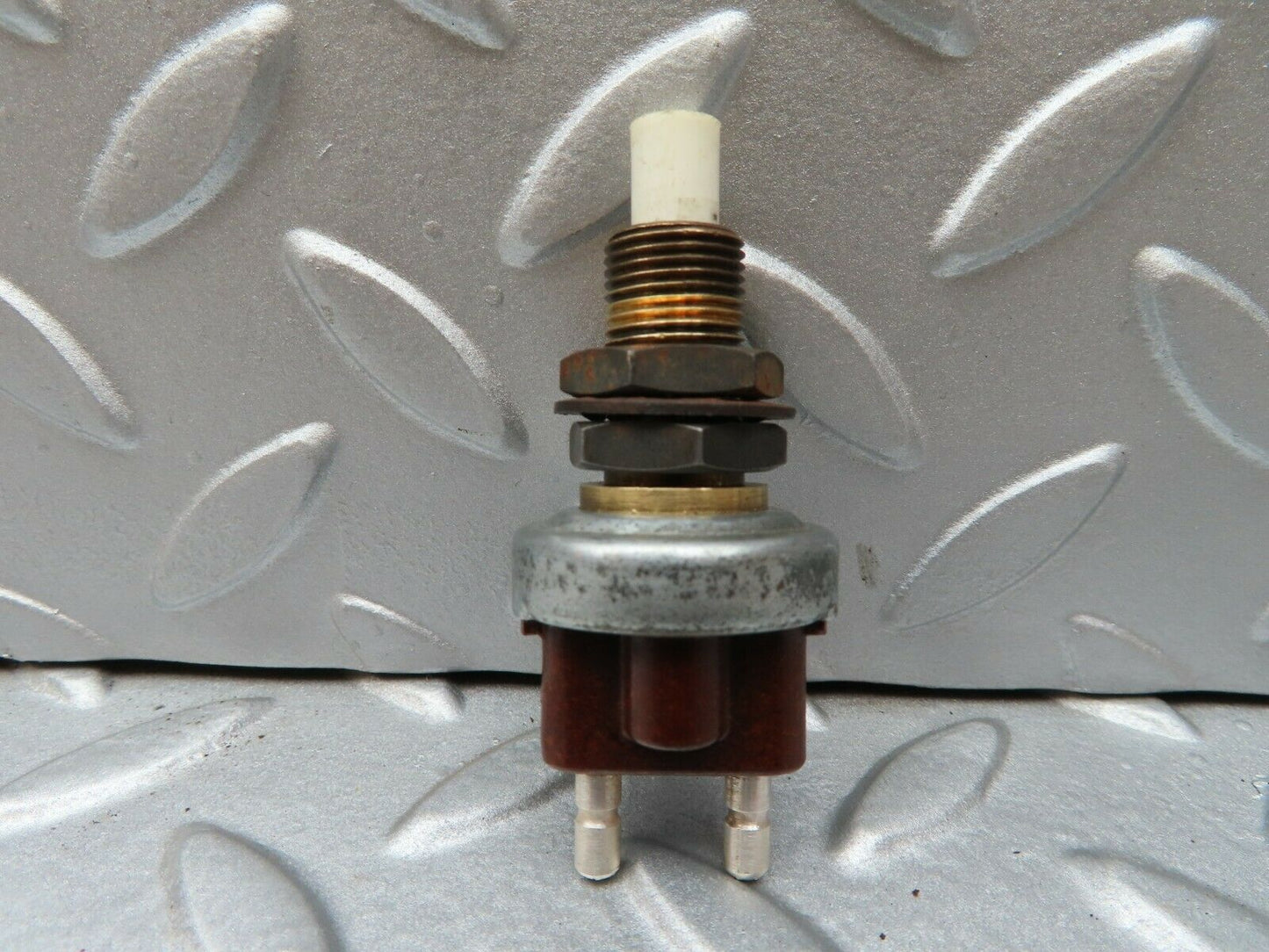 4781 Mercedes-Benz W114 280CE Coupe Brake Light Switch